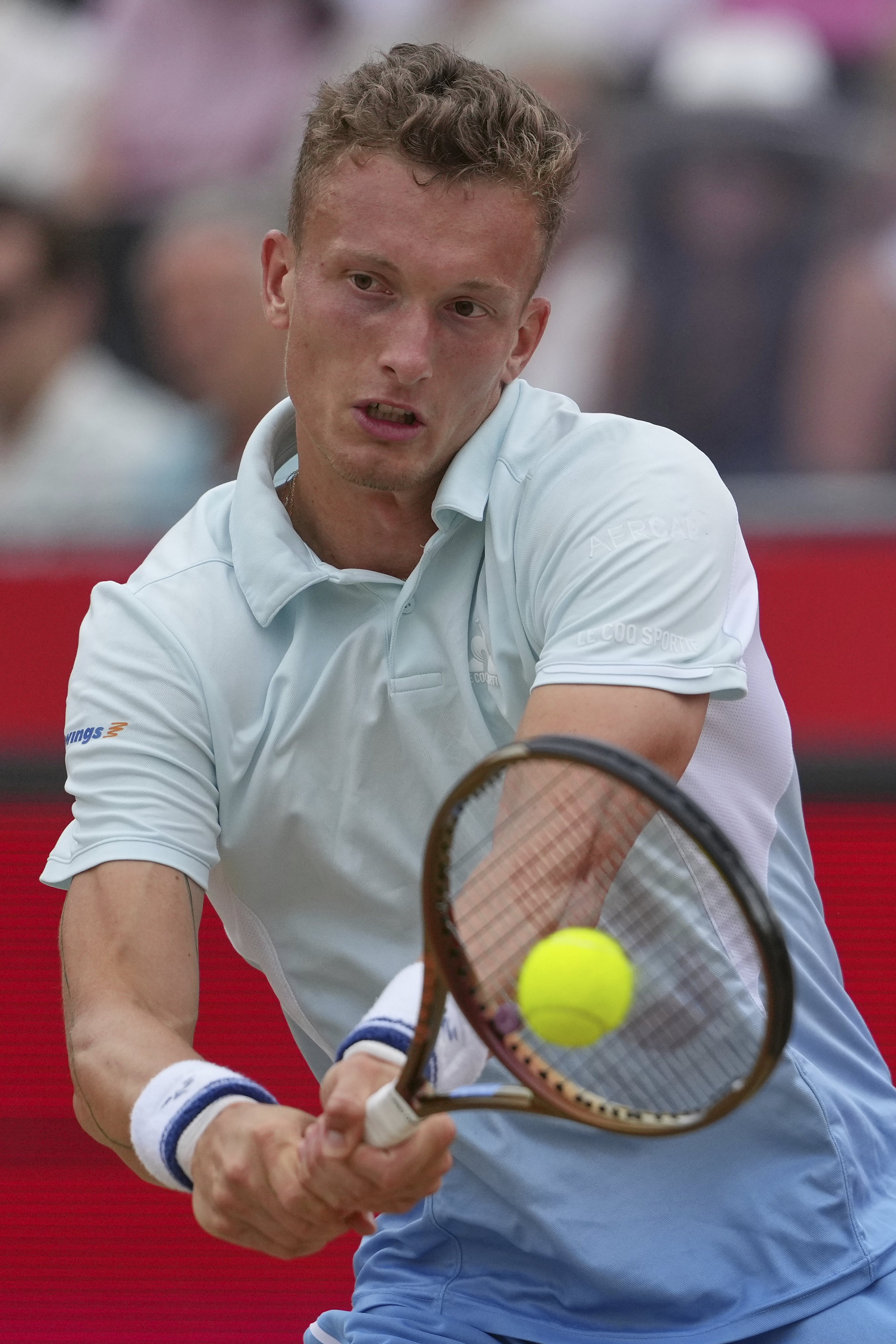 日本网球队轻取英国网球队，阿尔卡拉斯打破历史纪录的简单介绍