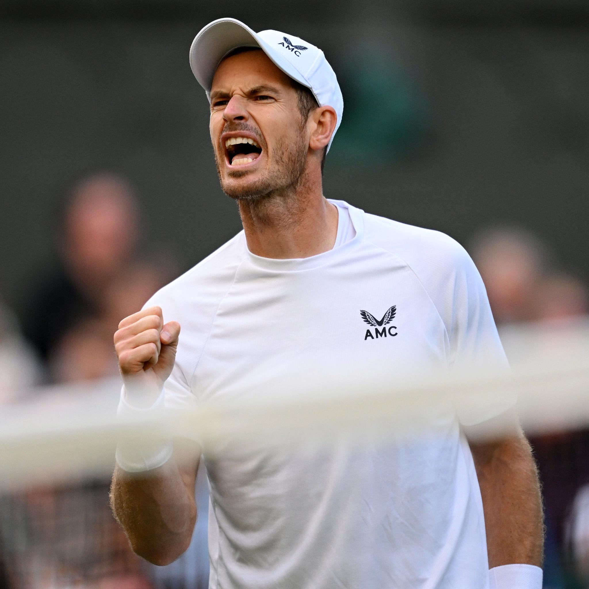 包含西班牙网球队绝杀美国网球队，穆雷三分雨点燃全场的词条