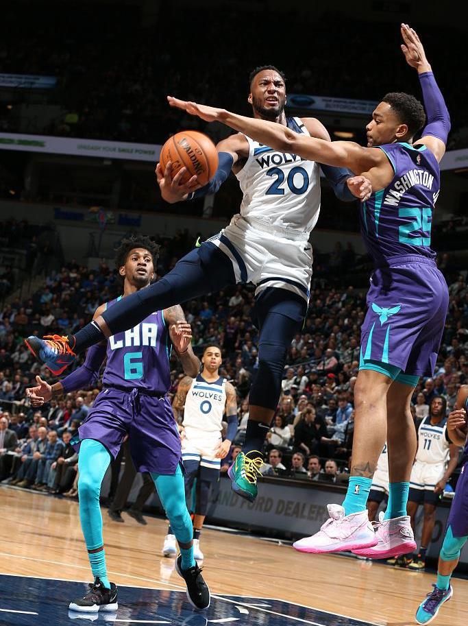 关于火箭翻盘黄蜂,巴恩斯惊艳世界的信息 关于火箭翻盘黄蜂,巴恩斯惊艳世界的信息