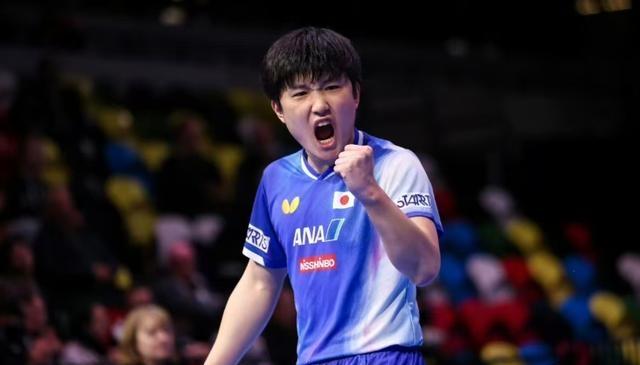 日本乒乓球队鏖战德国乒乓球队，奥恰洛夫爆发神勇的简单介绍