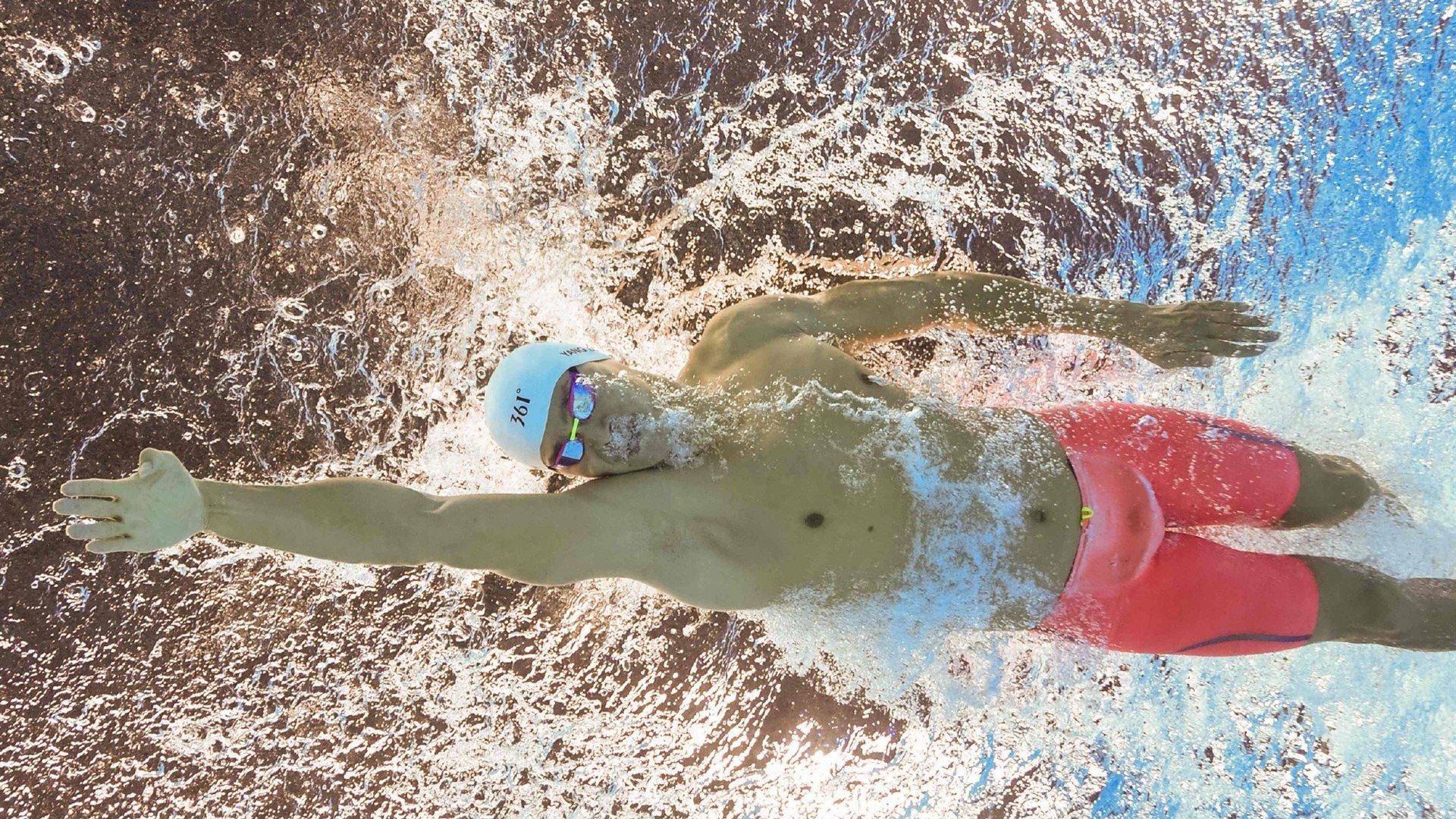 开云体育直播-戈贝尔式冠军级防守奇袭，奇才末节翻盘辽宁演绎团队韧性