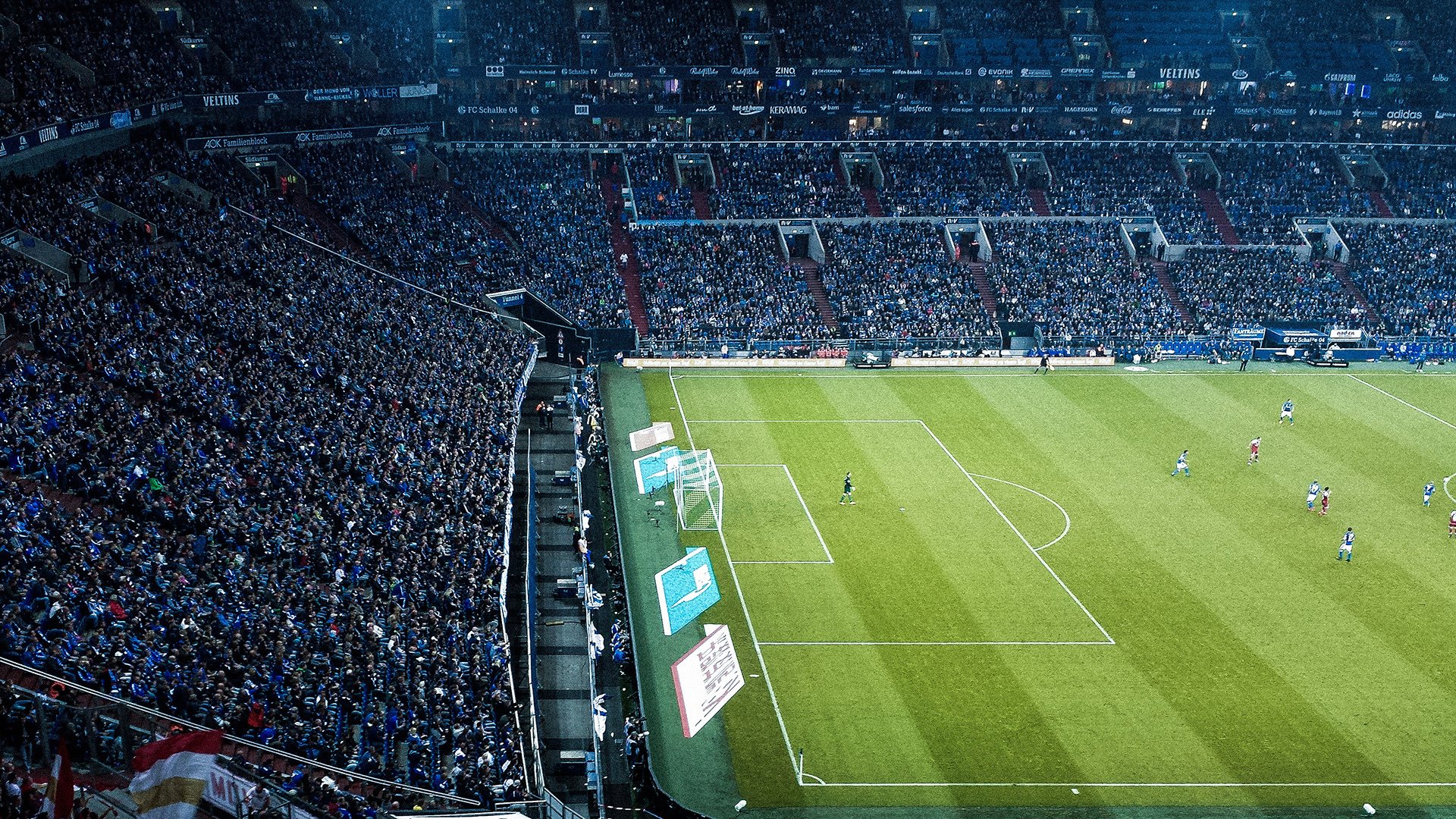 欧冠决赛之夜，马丁内利一剑封喉，阿森纳终圆欧洲之梦