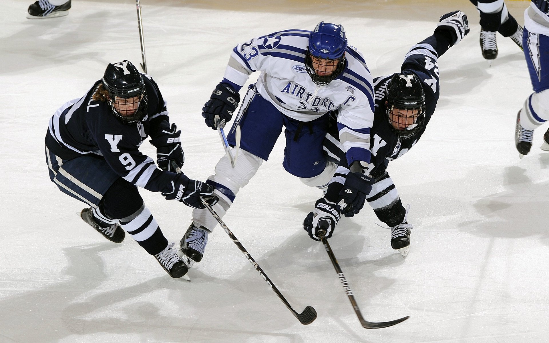 当鹿角刺破麦加，杰伦·格林在抢七夜的涅槃与纽约的沉寂